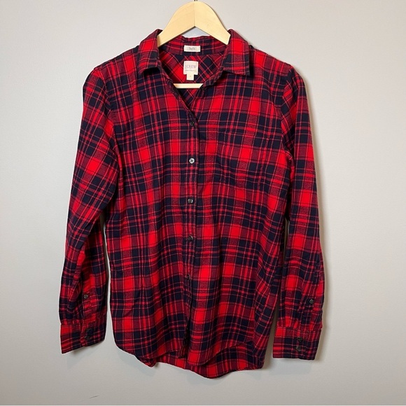 J. Crew Factory Red/Navy Plaid Boy Fit‎ Button Up Shirt Size Small - Picture 1 of 4